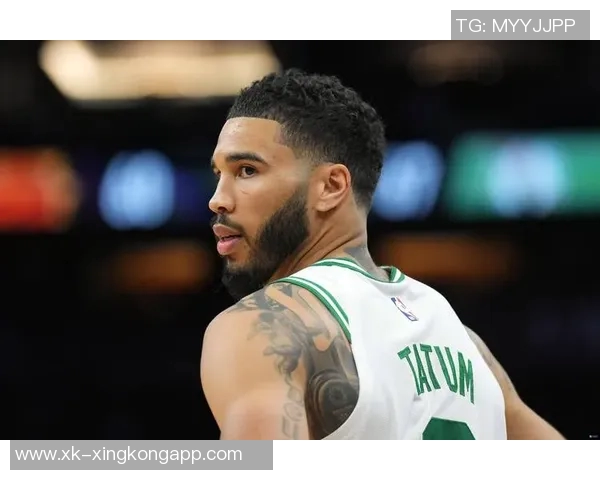 德里克怀特状态回暖却失绝杀三分20投7中贡献18分5篮板7助攻