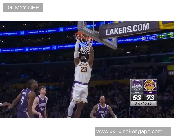 艾顿称赞詹姆斯传球能力只需出现在正确位置即可接到精准助攻