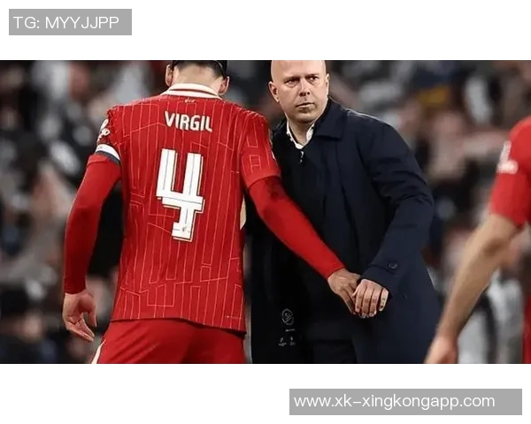 詹俊分析利物浦中卫失误现象建议引进布鲁日奥多涅斯