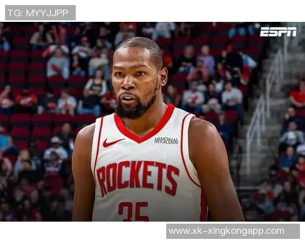 杜兰特赞阿门能力全面能胜任控卫中锋与大前锋多重角色